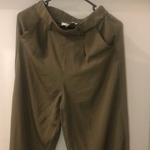 Long green wide legs pants
